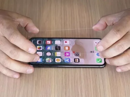QUAD LOCK edzett üveg képernyővédő fólia - iPhone 13 Pro Max