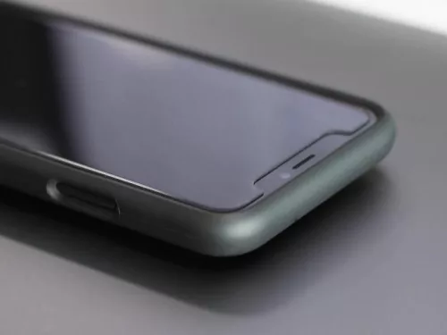 QUAD LOCK edzett üveg képernyővédő fólia - iPhone 12/12 Pro