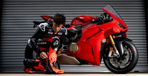 ALPINESTARS SUPERTECH R VENTED MOTOROS CSIZMA | Marc Márquez | MM93 Replica | Limitált kiadás